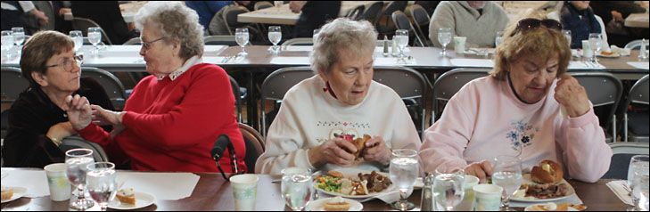 seniors eating